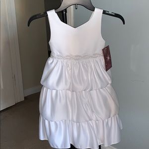 Girls white dress size 5